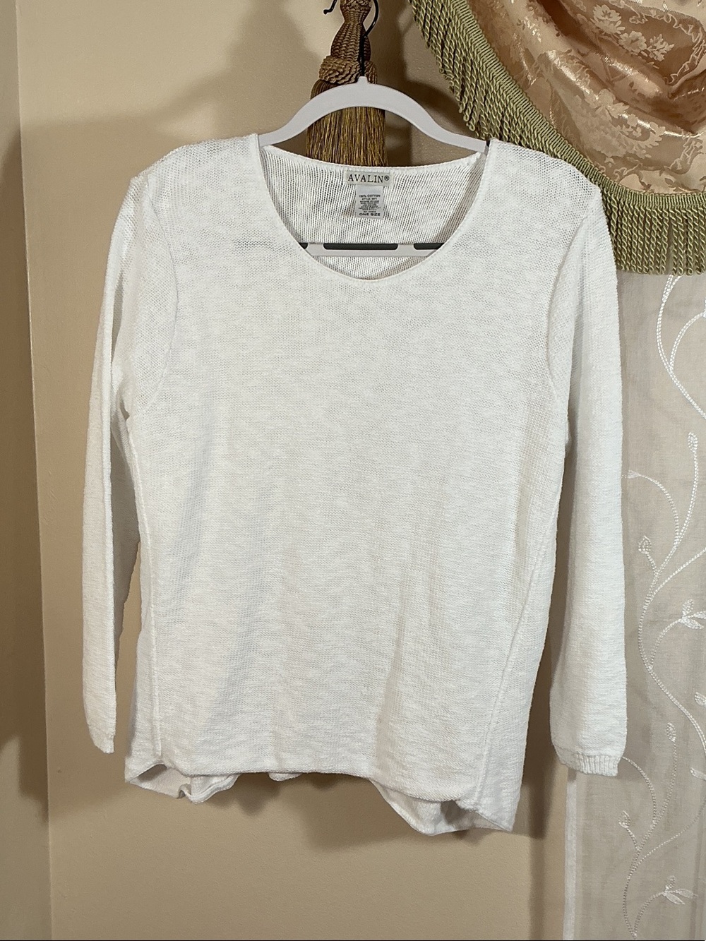 Avalin 100% Cotton Women's White Long-Sleeve High Low Knit Top Sweater Sz Medium